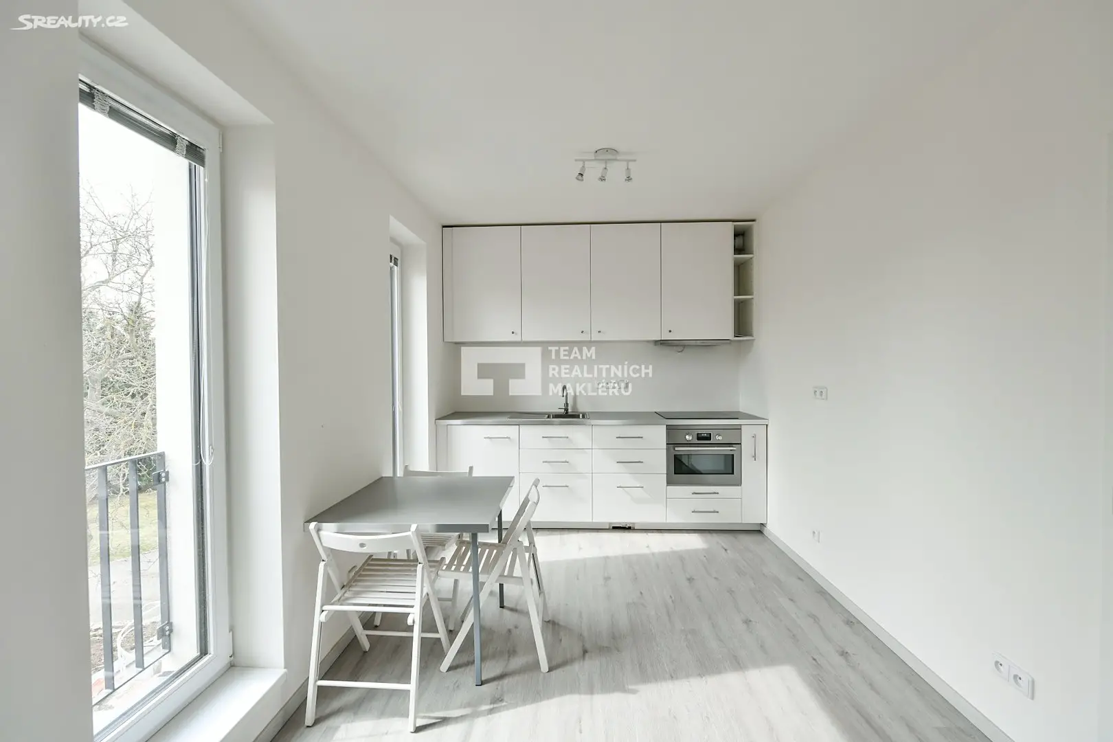 Pronájem bytu 2+kk 34 m², Krátká, Tursko