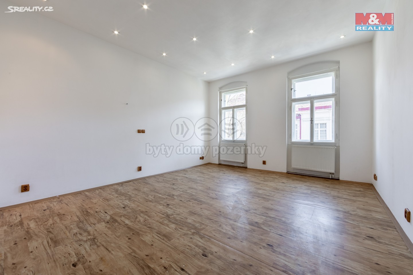 Prodej bytu 1+1 39 m², Bulharská, Karlovy Vary