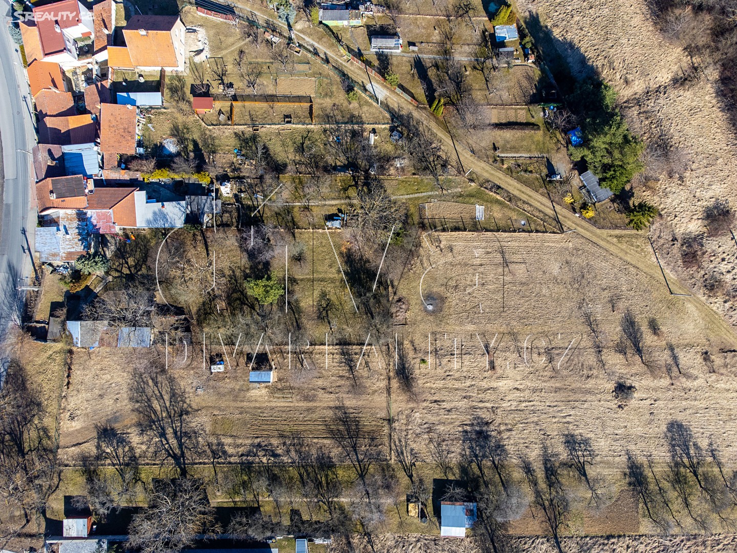 Prodej  stavebního pozemku 1 721 m², Nemojany, okres Vyškov