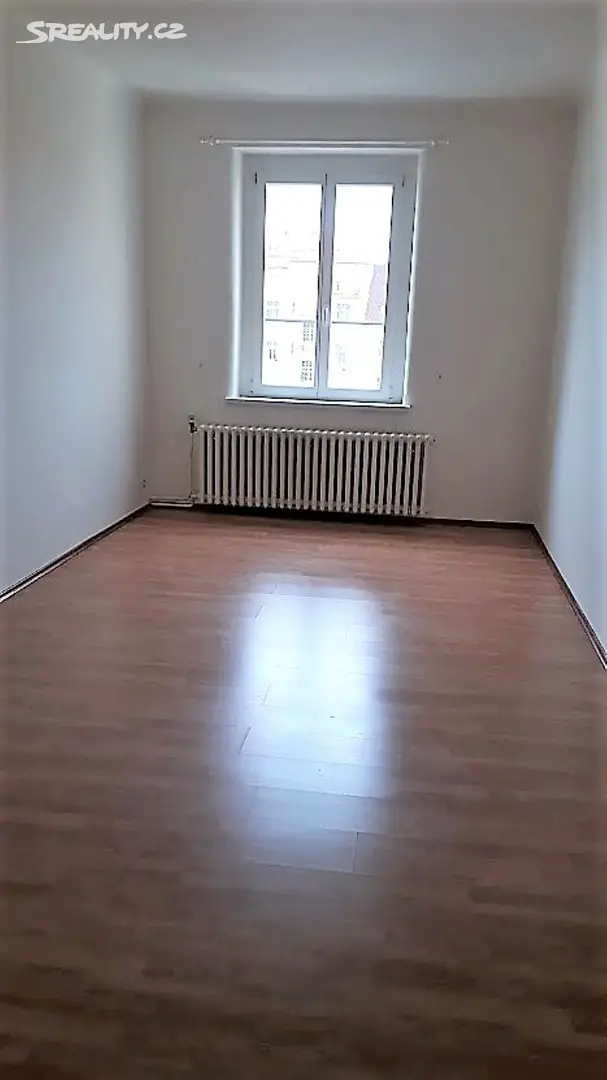 Pronájem bytu 2+1 61 m², Českomalínská, Praha 6 - Bubeneč