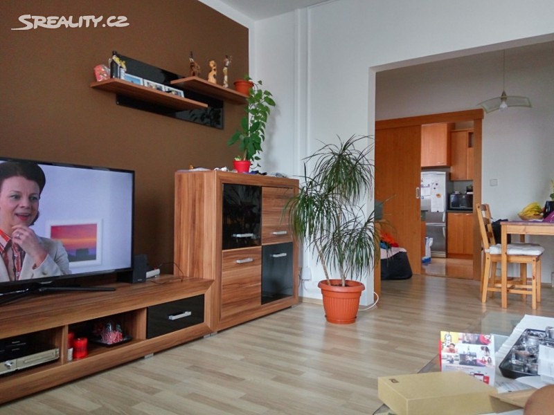 Pronájem bytu 3+1 74 m², Černá, Opava - Opava (nečleněná část města)