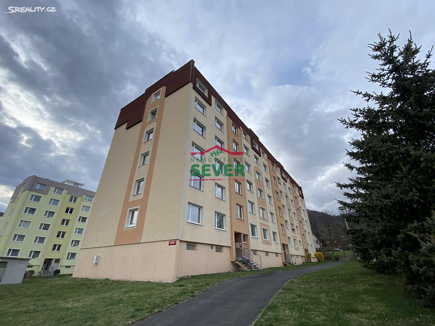 Prodej bytu 1+1 36 m², Šeříková, Krupka - Maršov