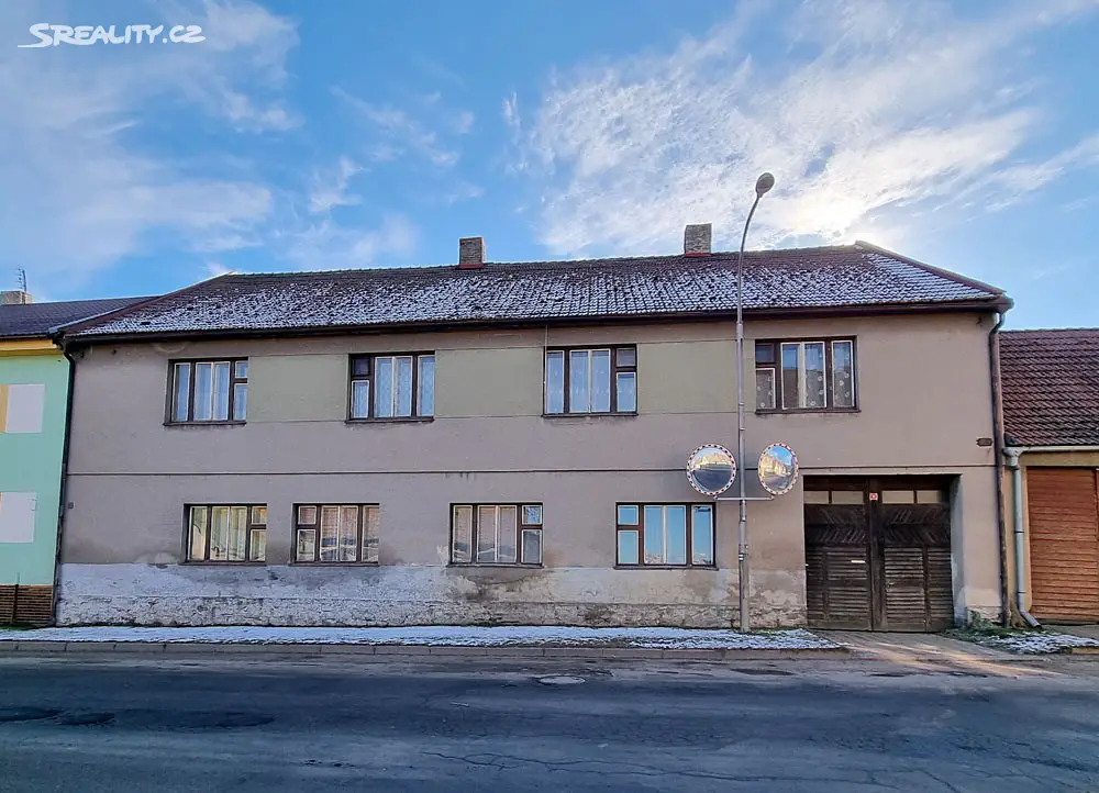 Prodej  rodinného domu 700 m², pozemek 1 452 m², Lukavec, okres Pelhřimov