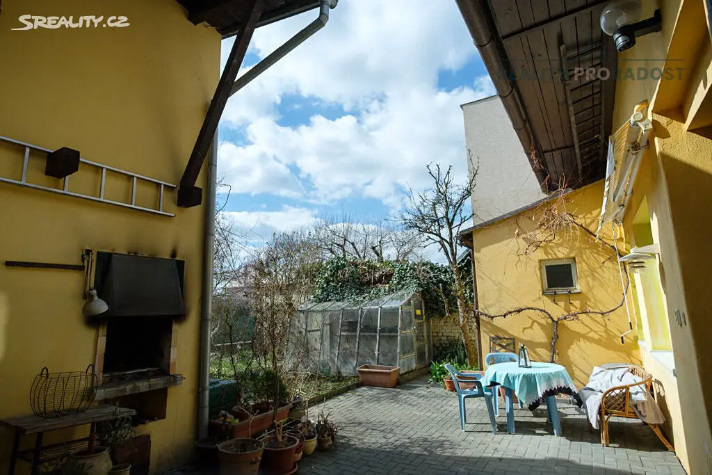 Prodej  rodinného domu 250 m², pozemek 238 m², Hodolanská, Olomouc - Hodolany
