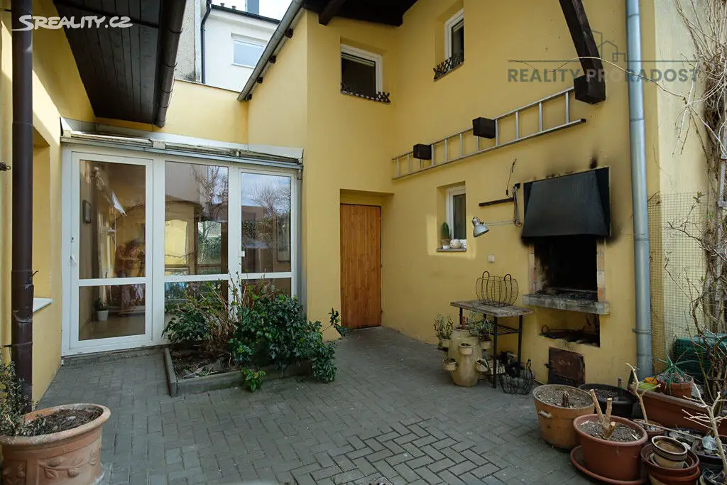 Prodej  rodinného domu 250 m², pozemek 238 m², Hodolanská, Olomouc - Hodolany