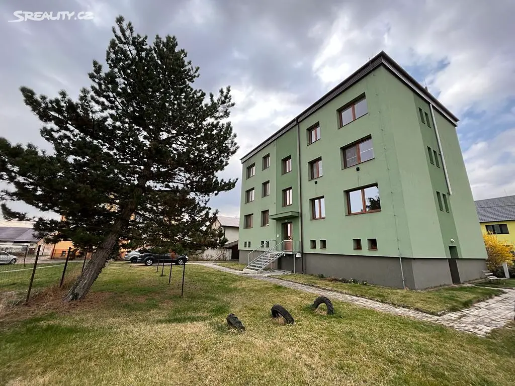 Pronájem bytu 2+1 52 m², Nová, Kvasice