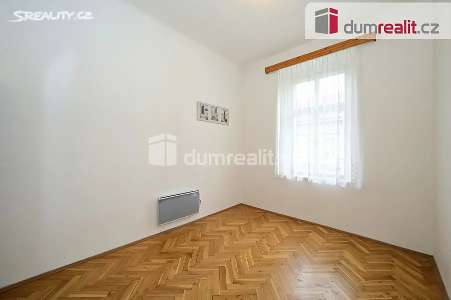 Pronájem bytu 2+1 58 m², Husitská, Praha 3 - Žižkov