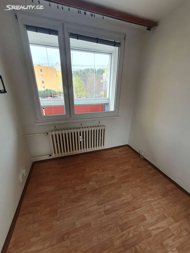 Pronájem bytu 3+1 73 m², Hennerova, Praha 5 - Motol