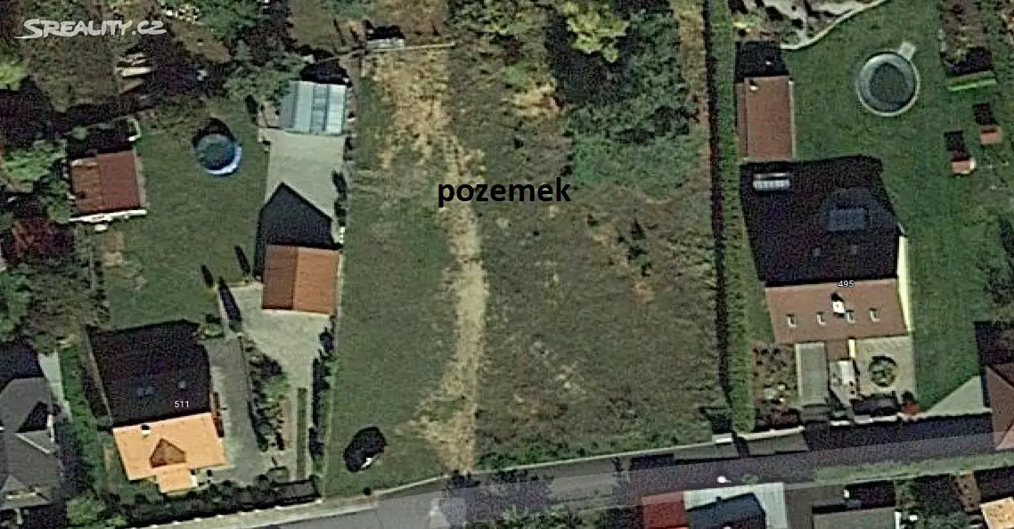 Prodej  stavebního pozemku 1 607 m², Pod Hájem, Vroutek