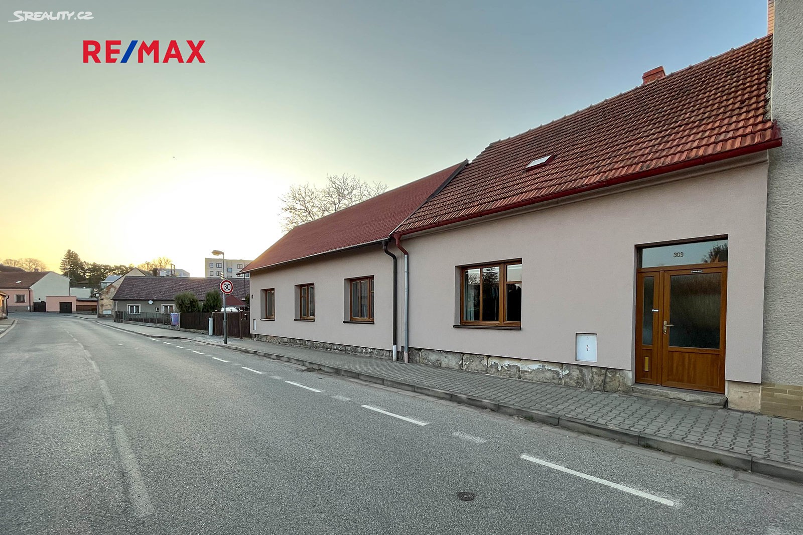 Prodej  rodinného domu 65 m², pozemek 394 m², Komenského, Libáň