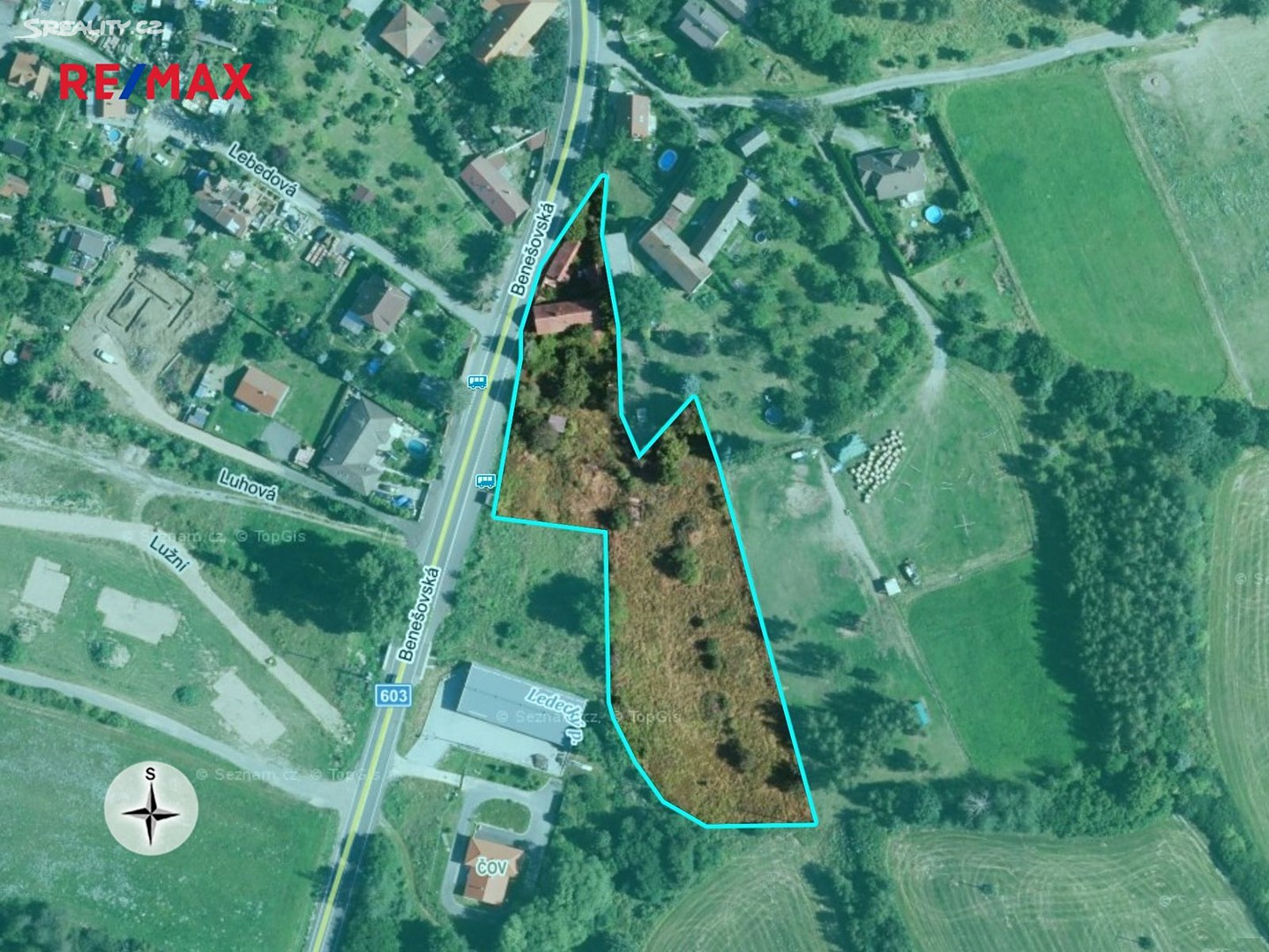 Prodej  stavebního pozemku 6 373 m², Kamenice, okres Praha-východ