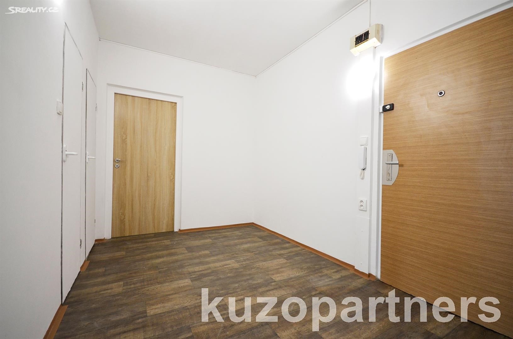 Pronájem bytu 2+1 51 m², Borová, Chomutov