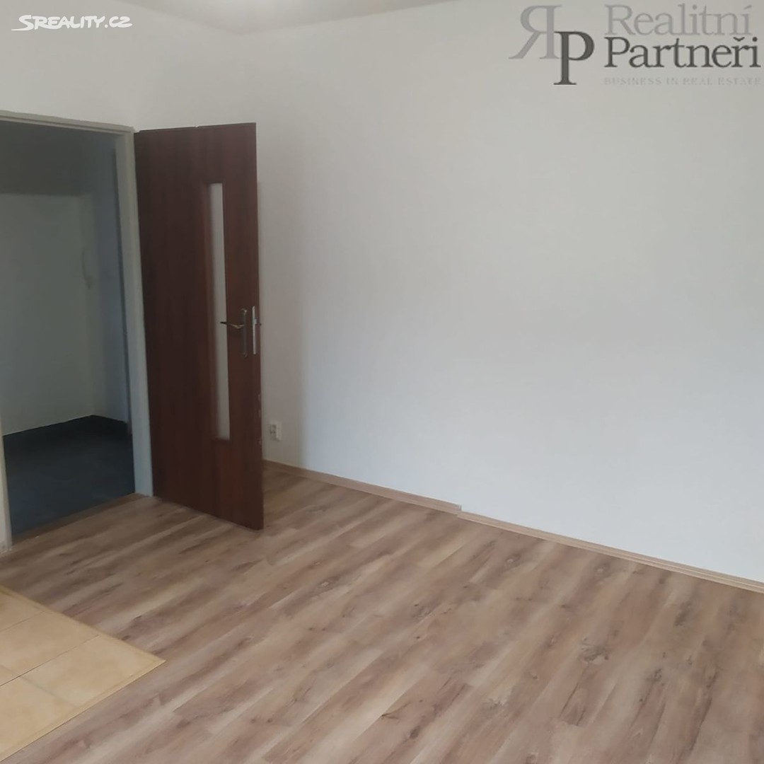 Pronájem bytu 1+kk 29 m², Palackého, Ostrava - Přívoz