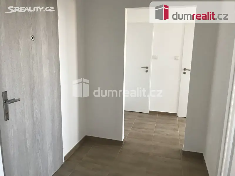 Pronájem bytu 2+1 52 m², Pomořanská, Praha 8 - Troja