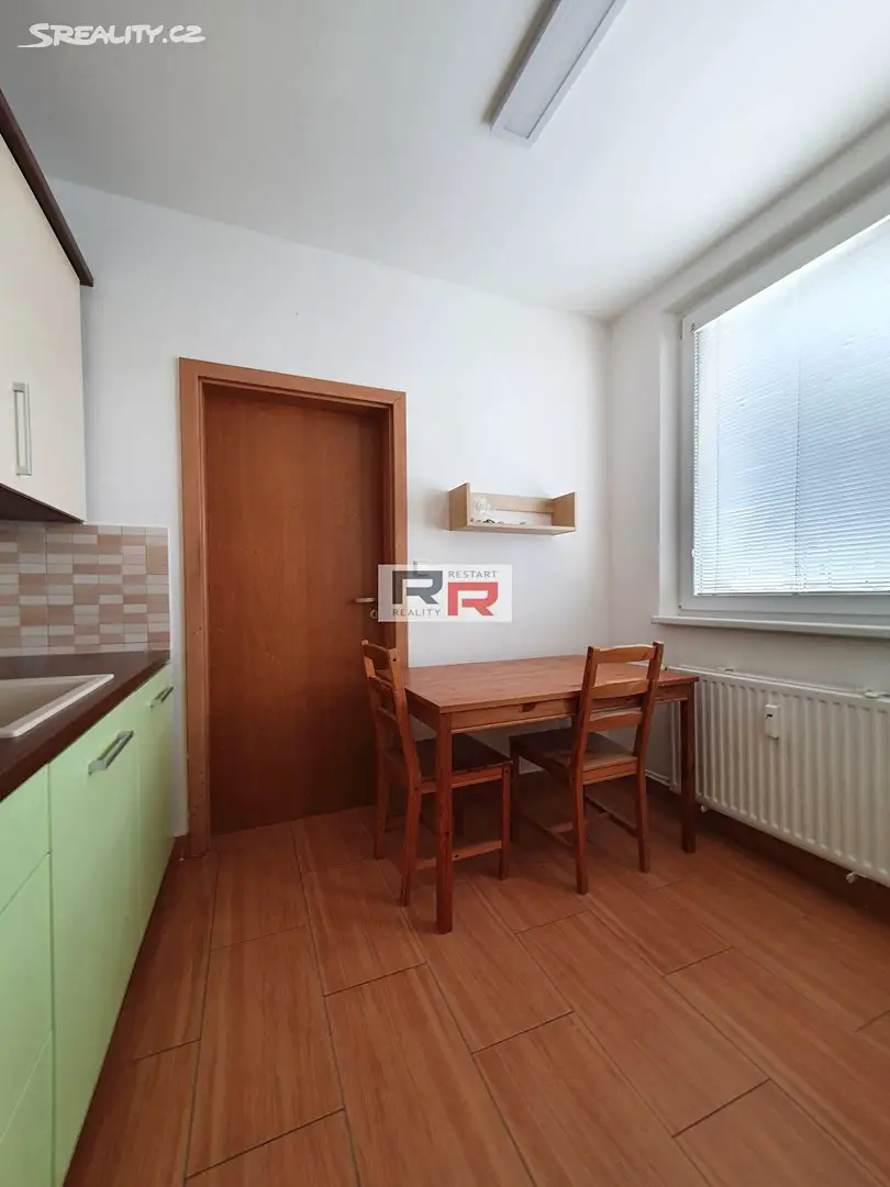 Pronájem bytu 3+1 64 m², Zelená, Olomouc - Neředín