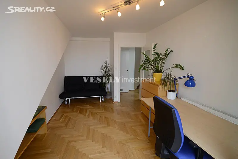 Pronájem bytu 4+kk 137 m² (Mezonet), Vinohradská, Praha 3 - Žižkov