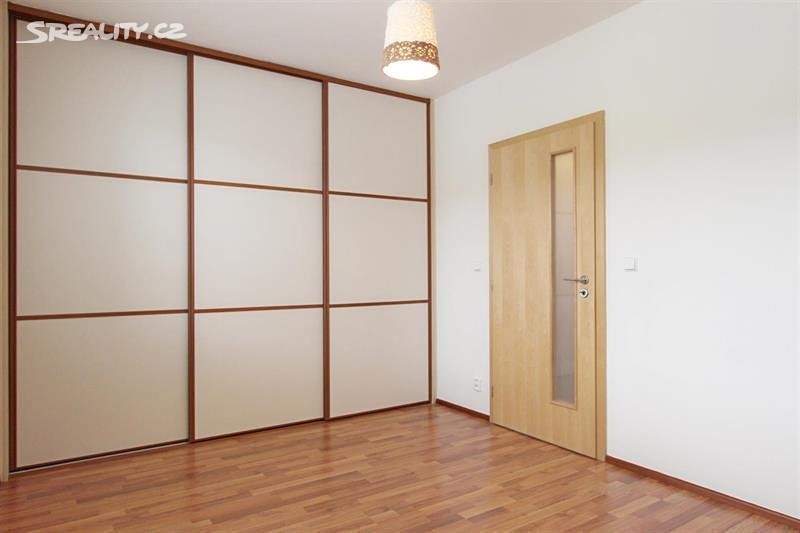 Pronájem bytu 2+kk 55 m², Podveská, Brno - Komín
