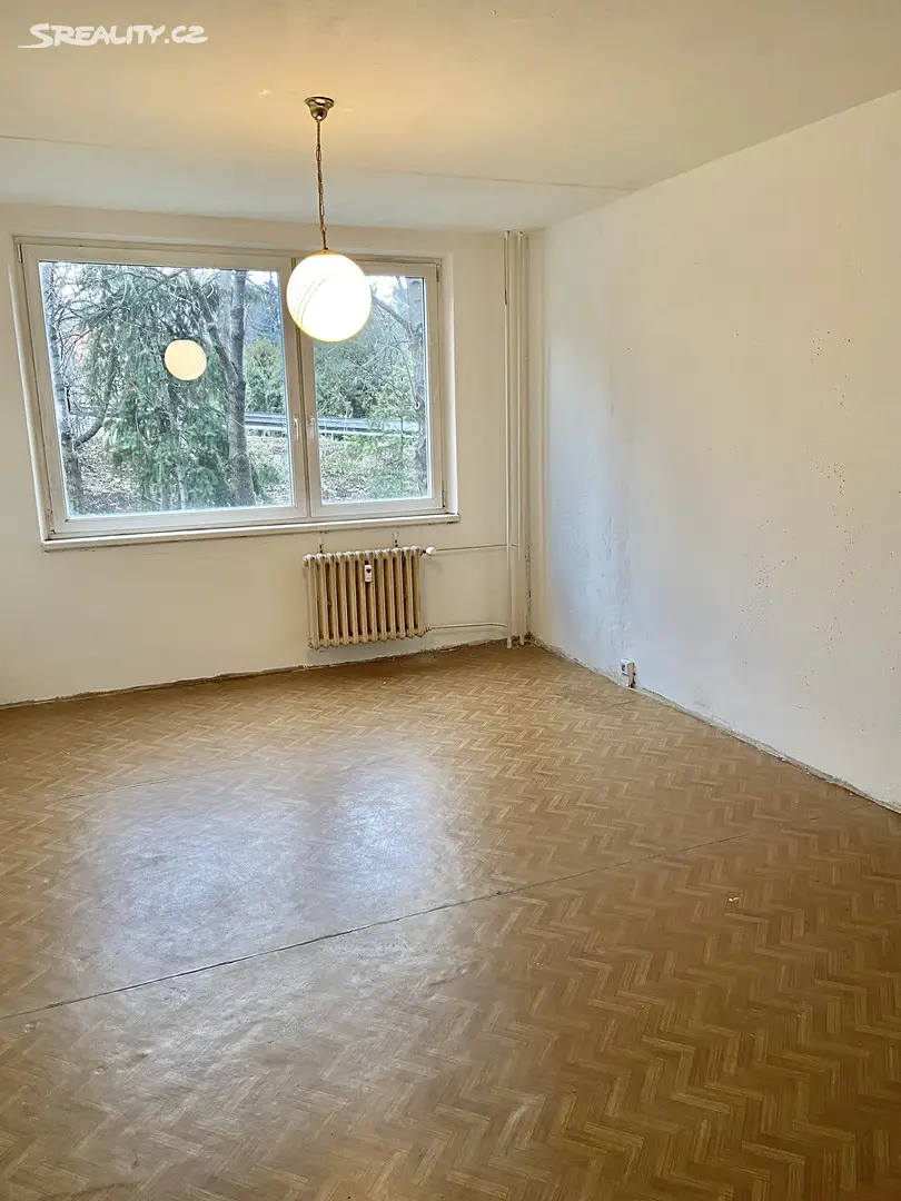 Prodej bytu 1+kk 31 m², Slévačská, Praha - Praha 14