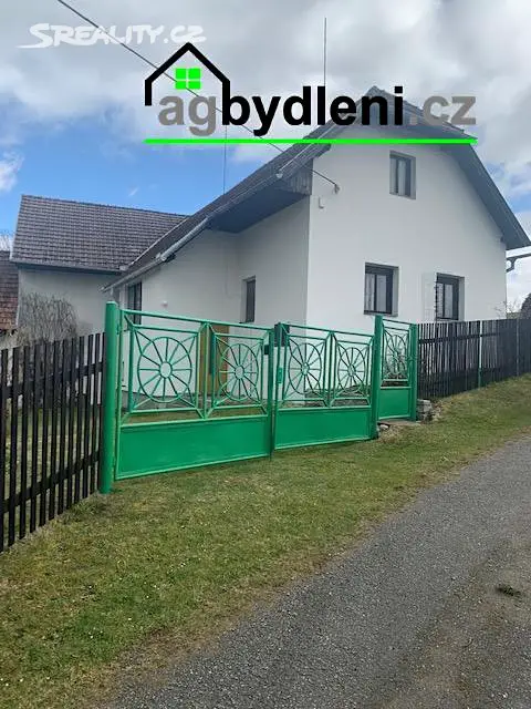 Prodej  rodinného domu 230 m², pozemek 662 m², Životice, okres Plzeň-jih
