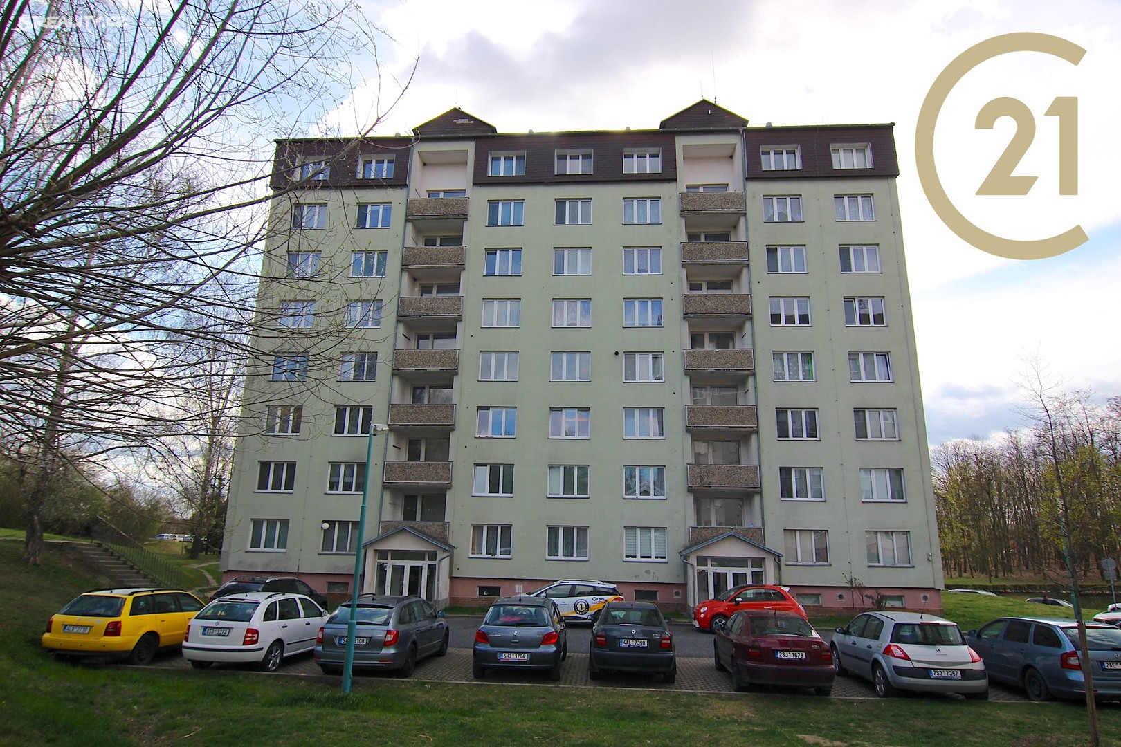 Pronájem bytu 1+1 36 m², Armádní, Milovice - Mladá