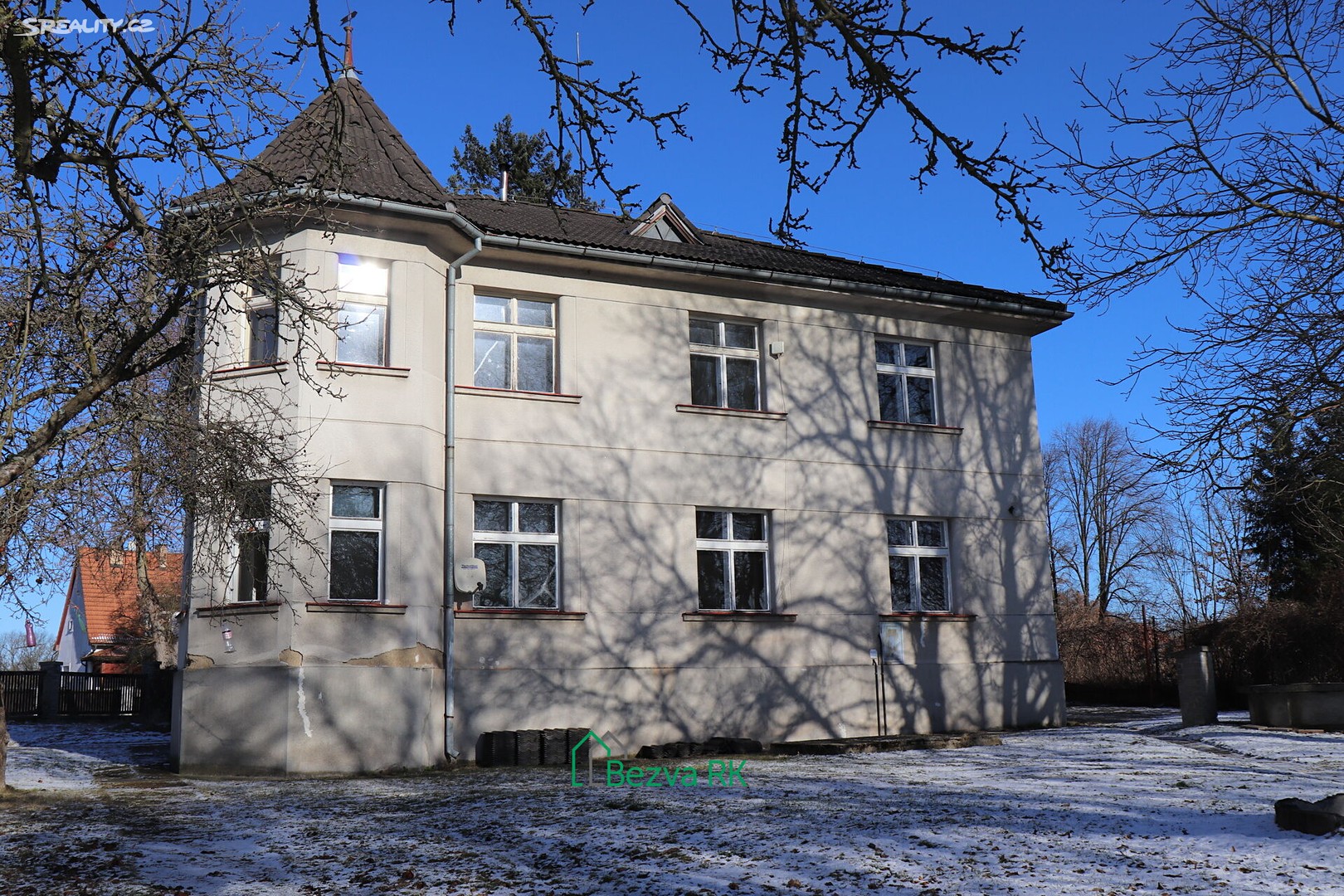 Prodej  stavebního pozemku 1 877 m², Orlík nad Vltavou, okres Písek