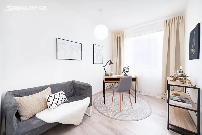 Prodej bytu 3+1 80 m², třída Edvarda Beneše, Hradec Králové - Nový Hradec Králové