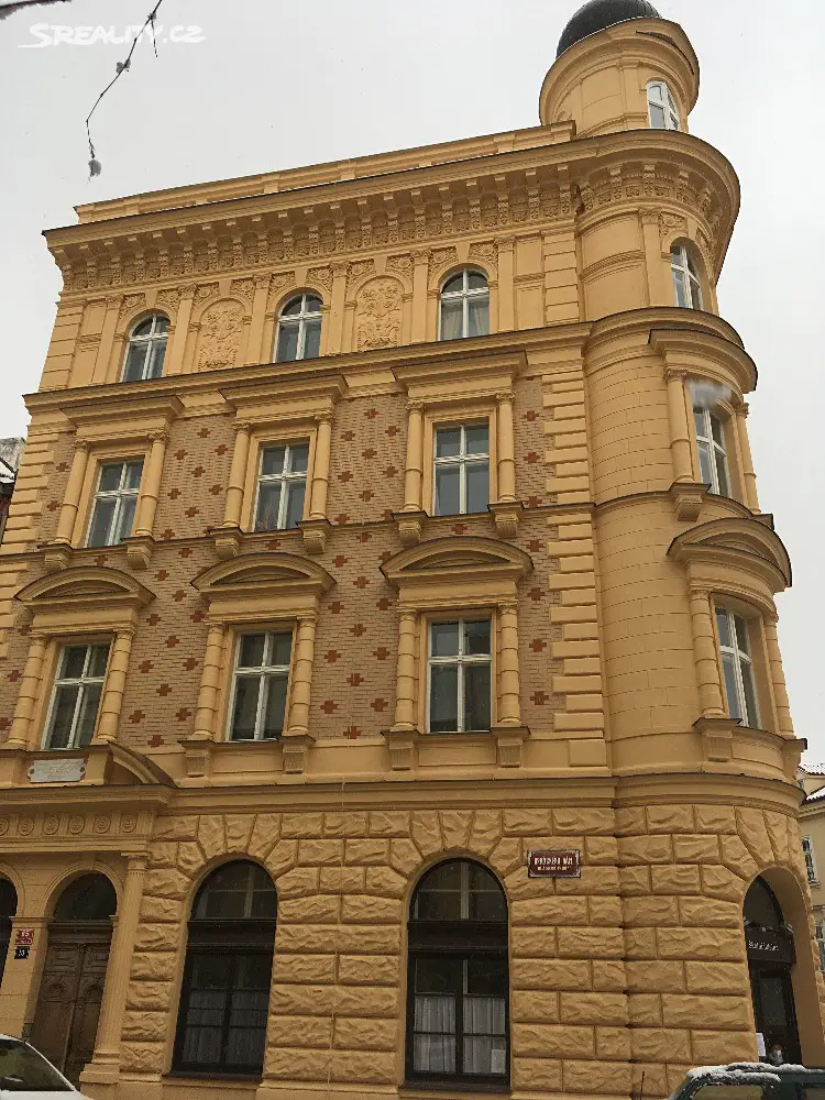 Prodej bytu 6 pokojů a více 180 m², Dražického náměstí, Praha 1 - Malá Strana