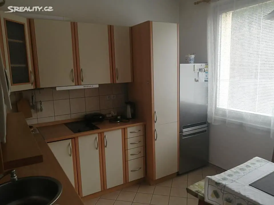 Pronájem bytu 1+1 42 m², Běloveská, Náchod