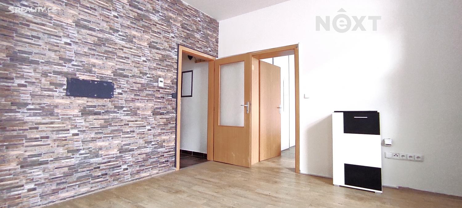 Pronájem bytu 2+kk 50 m², Husova, Pardubice - Bílé Předměstí