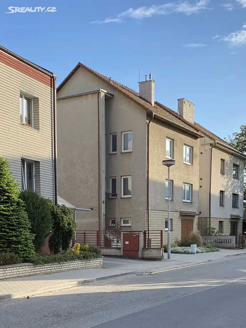 Pronájem bytu 3+1 80 m², Družstevní, Luhačovice