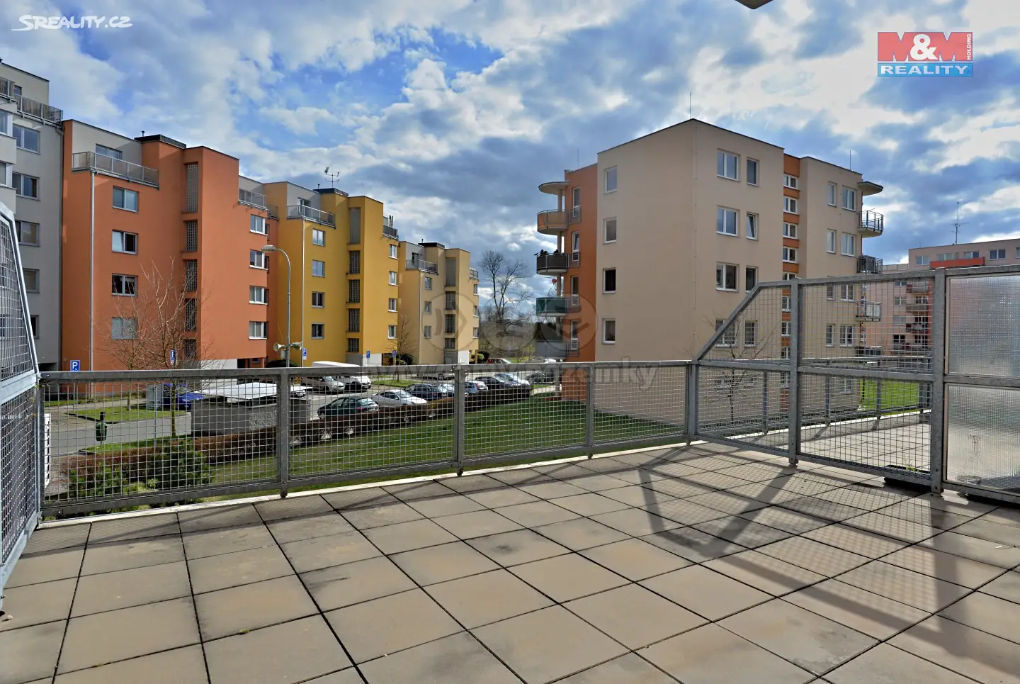 Pronájem bytu 1+kk 39 m², Jozefa Gabčíka, Pardubice - Trnová
