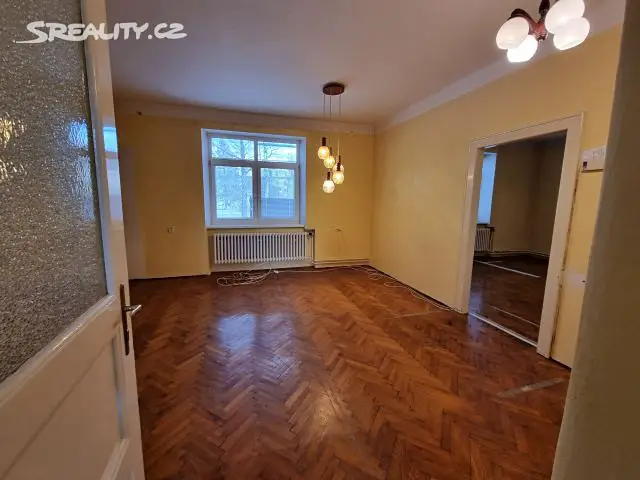 Prodej bytu 2+1 80 m², náměstí Gen. Svobody, Ostrava - Zábřeh