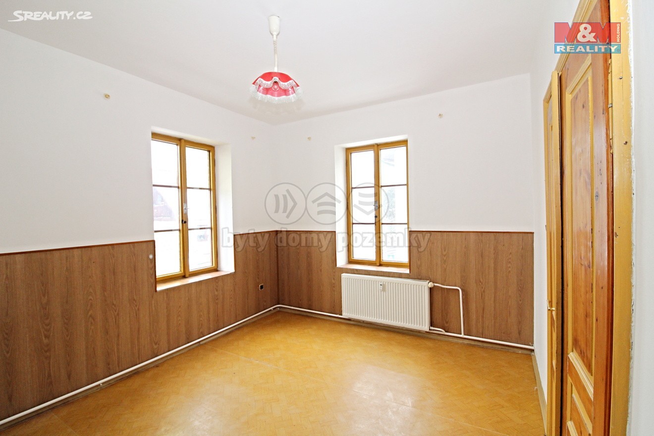 Prodej bytu 3+1 65 m², Gen. Svobody, Nový Bor - Arnultovice