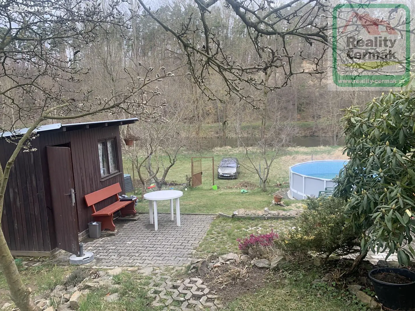 Prodej  chaty 395 m², pozemek 395 m², Holýšov, okres Plzeň-jih