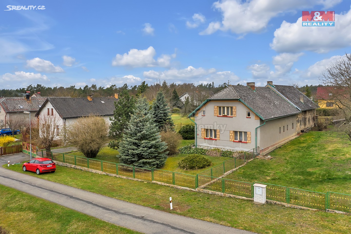 Prodej  rodinného domu 215 m², pozemek 2 278 m², Bílá Hlína, okres Mladá Boleslav