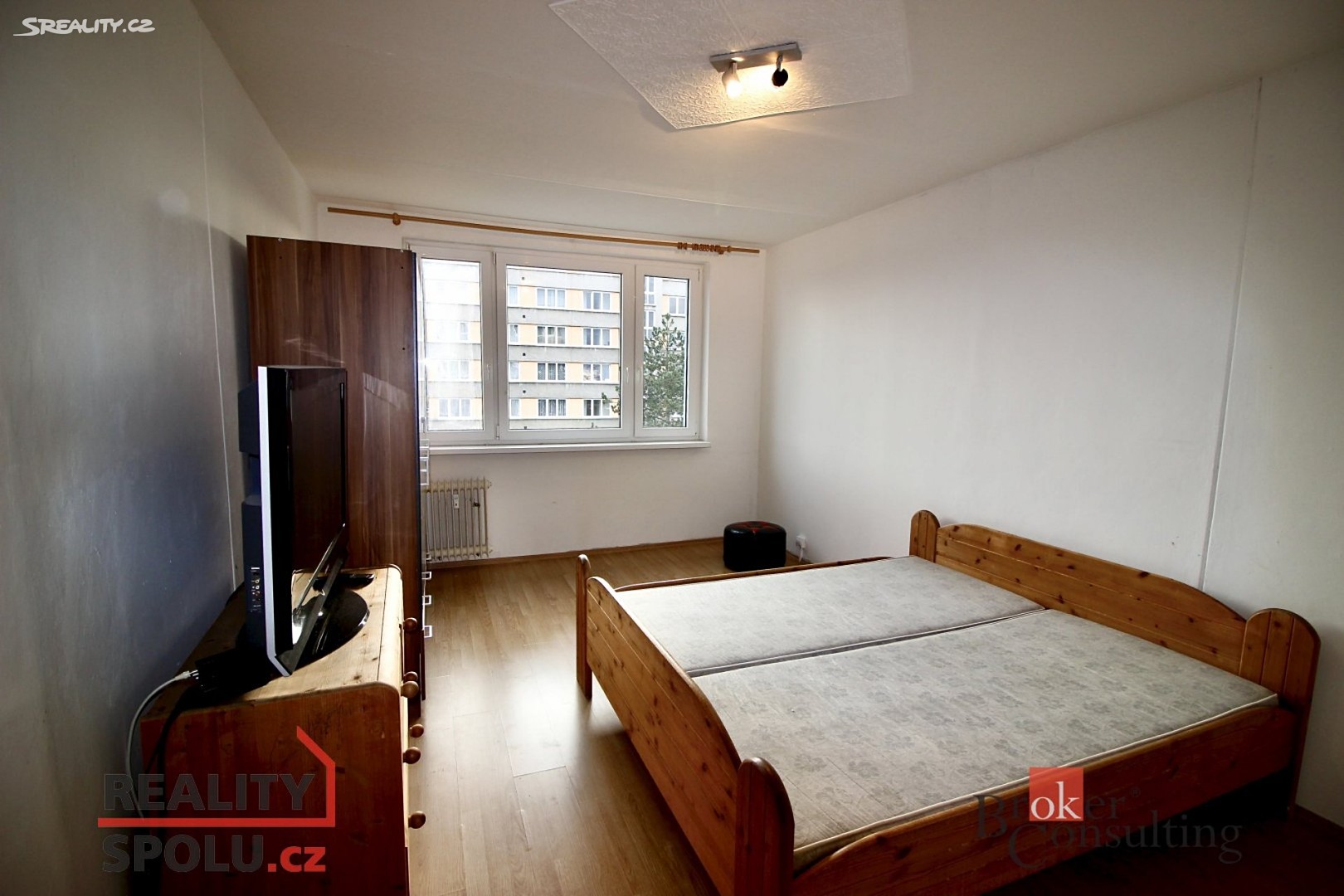 Pronájem bytu 1+1 40 m², Brožíkova, Plzeň - Jižní Předměstí