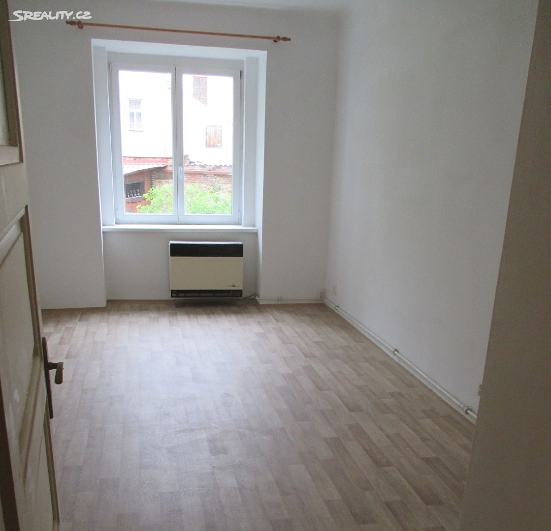 Pronájem bytu 2+1 47 m², V mezihoří, Praha 8 - Libeň