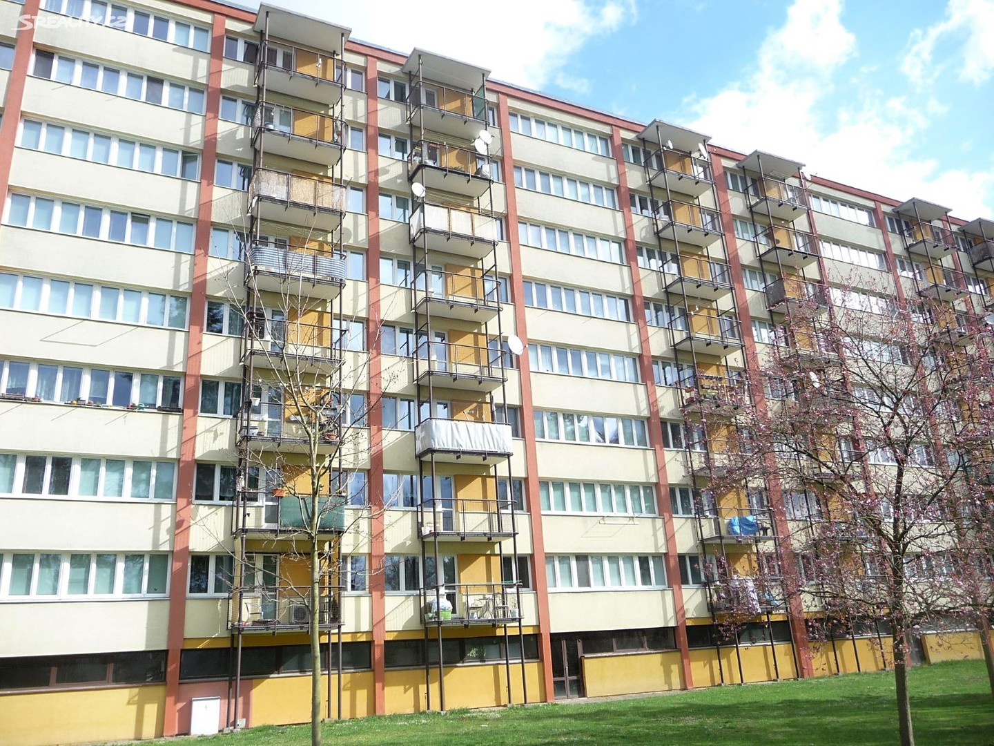 Prodej bytu 1+kk 28 m², Severní, Hradec Králové - Slezské Předměstí