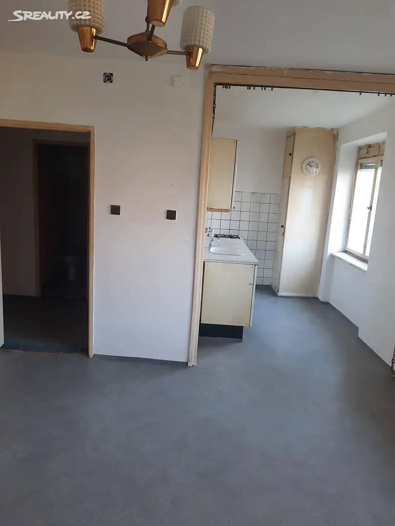 Prodej bytu 1+kk 23 m², K Loučkám, Litvínov - Horní Litvínov