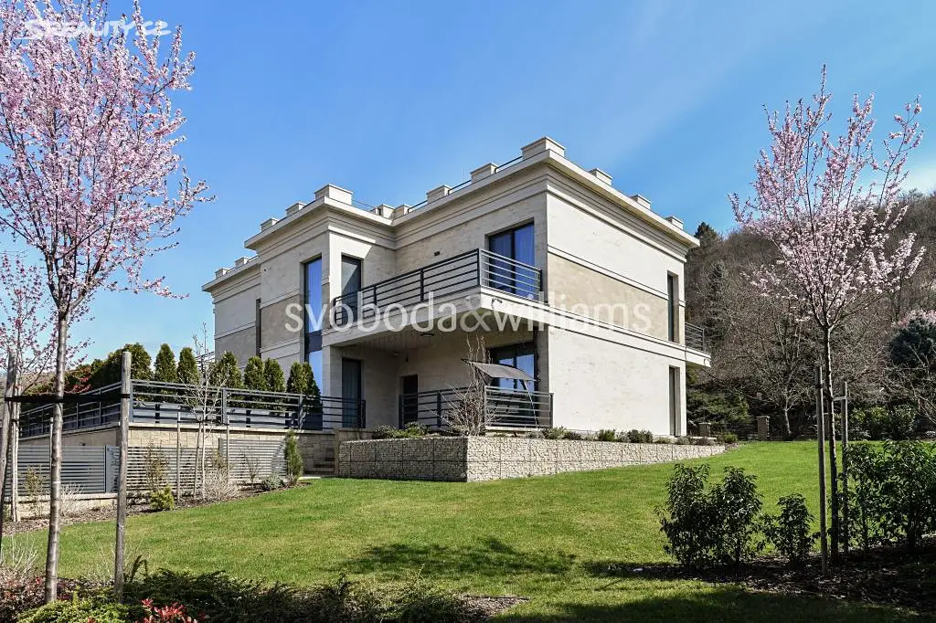 Prodej  rodinného domu 695 m², pozemek 1 192 m², V Podhoří, Praha 7 - Troja