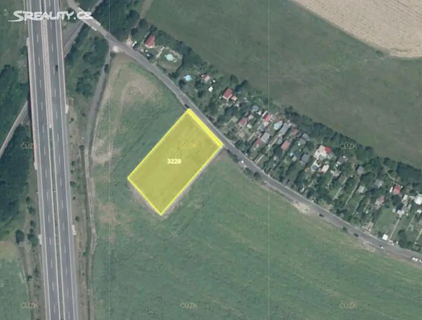 Prodej  pozemku 11 610 m², Spořice, okres Chomutov
