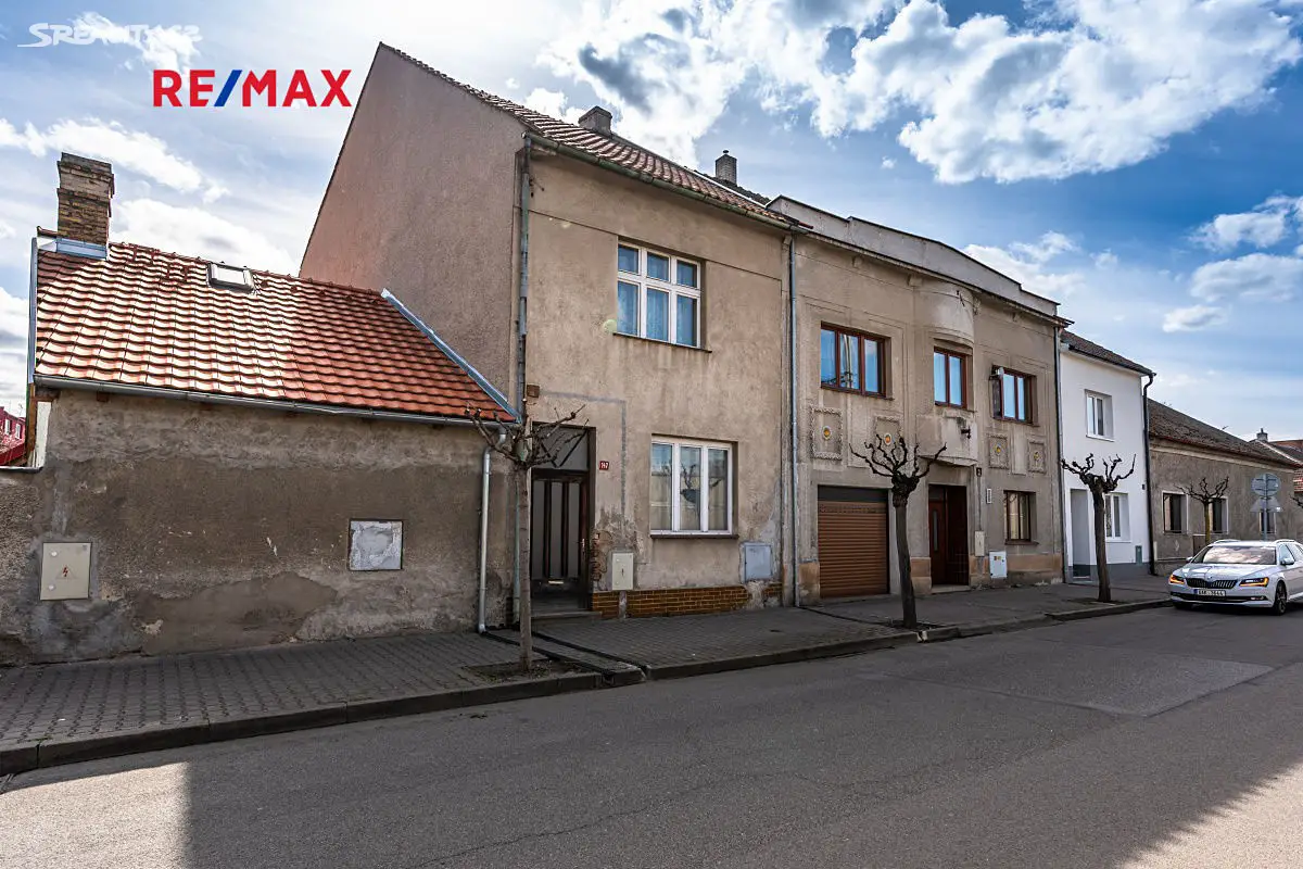 Prodej  rodinného domu 100 m², pozemek 183 m², Petra Bezruče, Pečky
