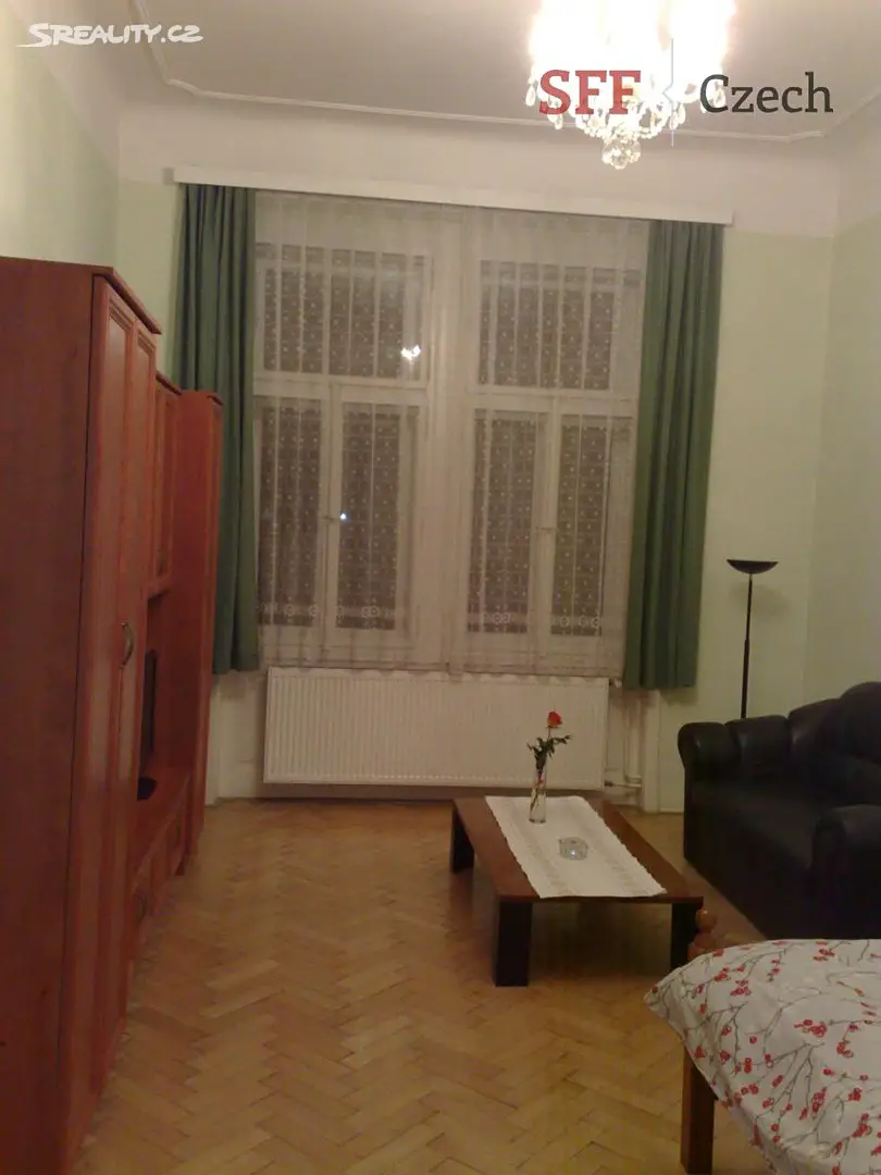 Pronájem bytu 1+1 51 m², Praha 2 - Vinohrady