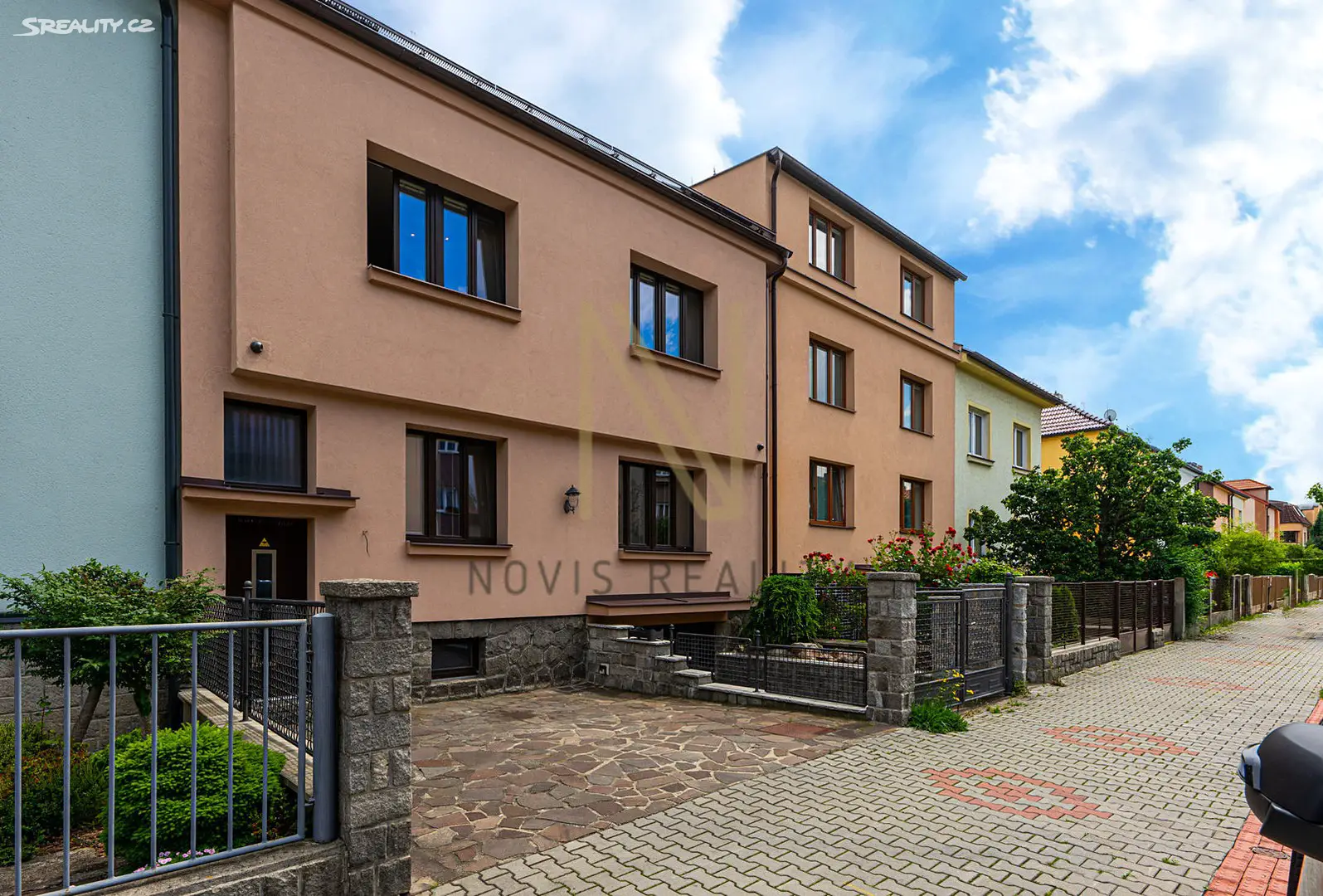 Pronájem bytu 2+kk 65 m², Chválenická, Plzeň - Koterov