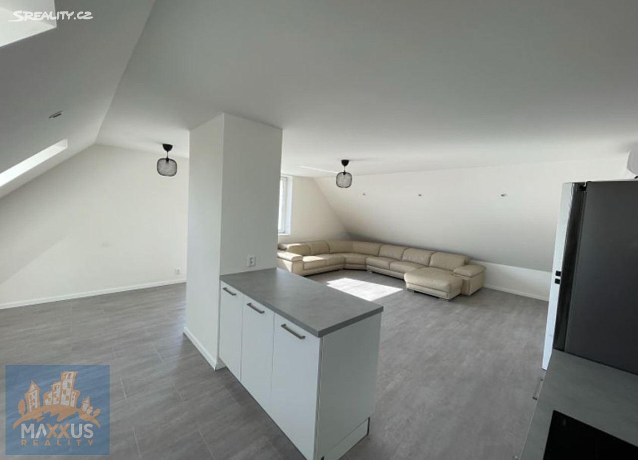 Pronájem bytu 3+kk 120 m², Severní, Horoměřice