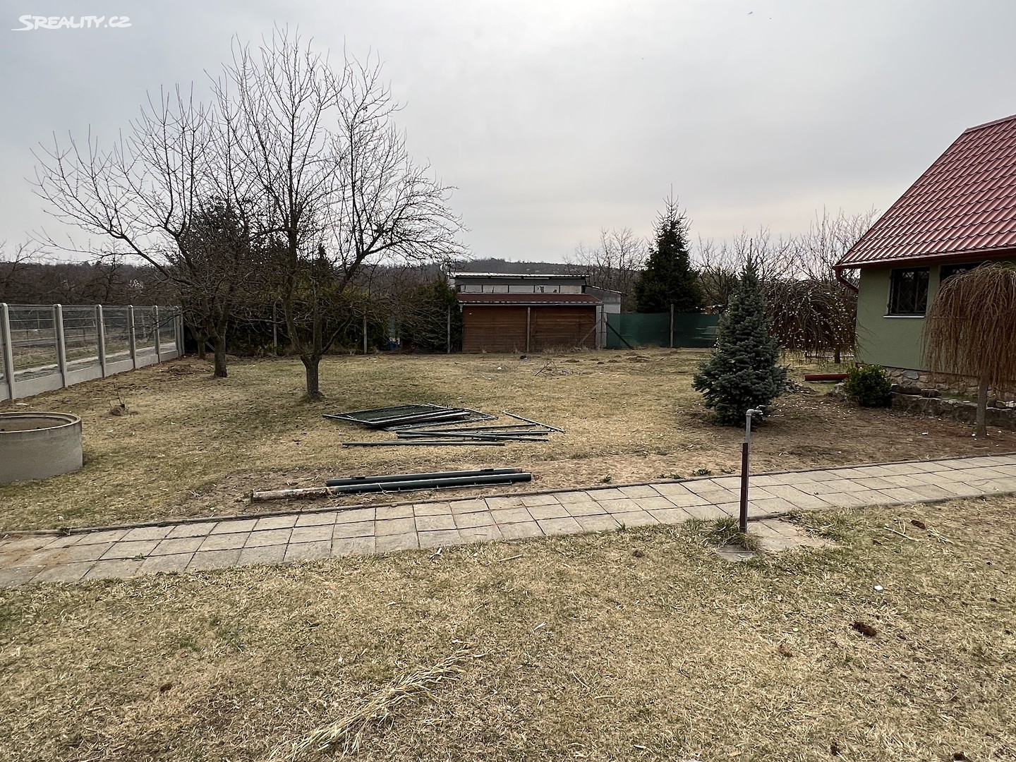 Prodej  chaty 50 m², pozemek 1 200 m², Znojmo - Oblekovice, okres Znojmo