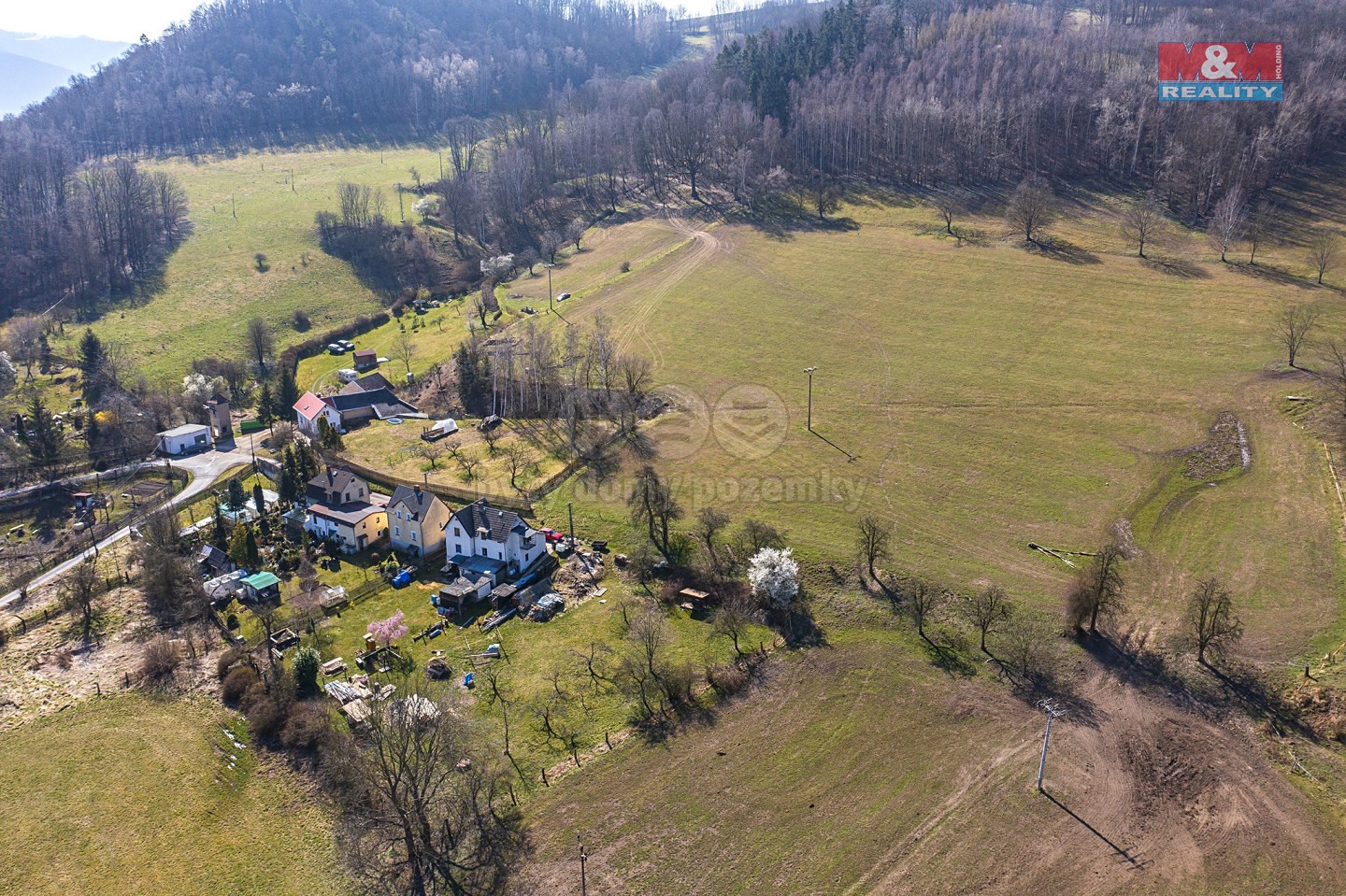 Prodej  stavebního pozemku 1 919 m², Malšovice - Choratice, okres Děčín