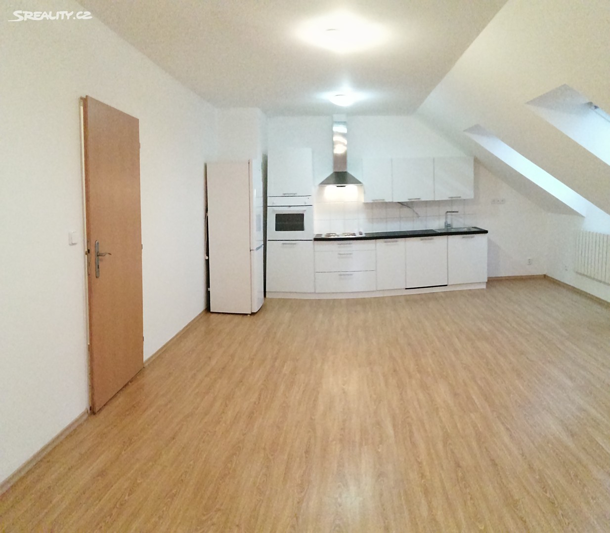 Prodej bytu 3+kk 75 m² (Podkrovní), Jeronýmova, Brno - Židenice