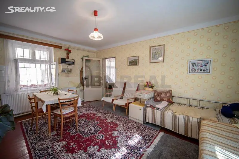 Prodej  rodinného domu 470 m², pozemek 7 456 m², Slavíkovice, okres Třebíč