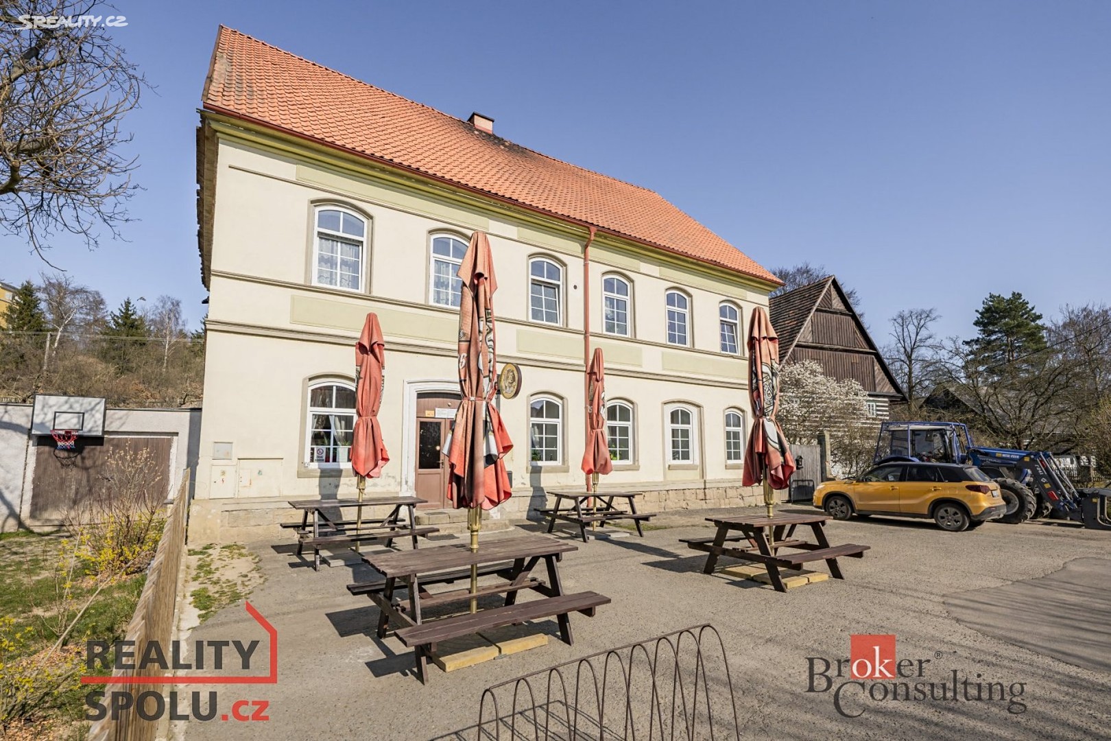 Prodej  rodinného domu 391 m², pozemek 820 m², Tuhaň, okres Česká Lípa